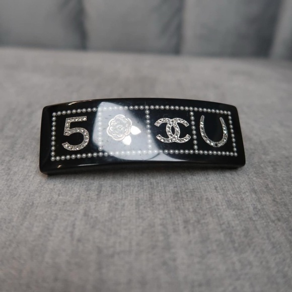 CHANEL HAIR CLIP - Picture 5 of 5